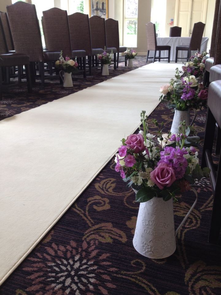 Events For U Basingstoke Venue Decor Specialists Cream Aisle Runner
